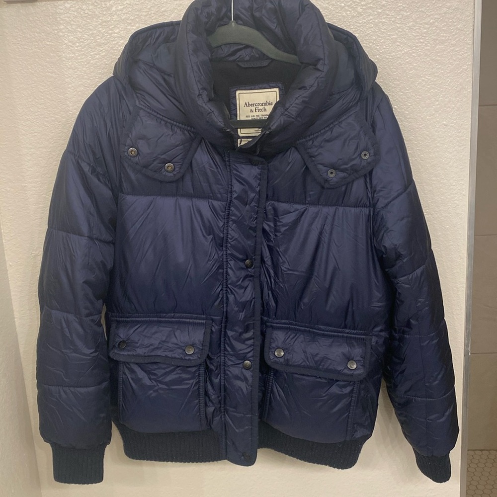 A&F PUFFER JACKET